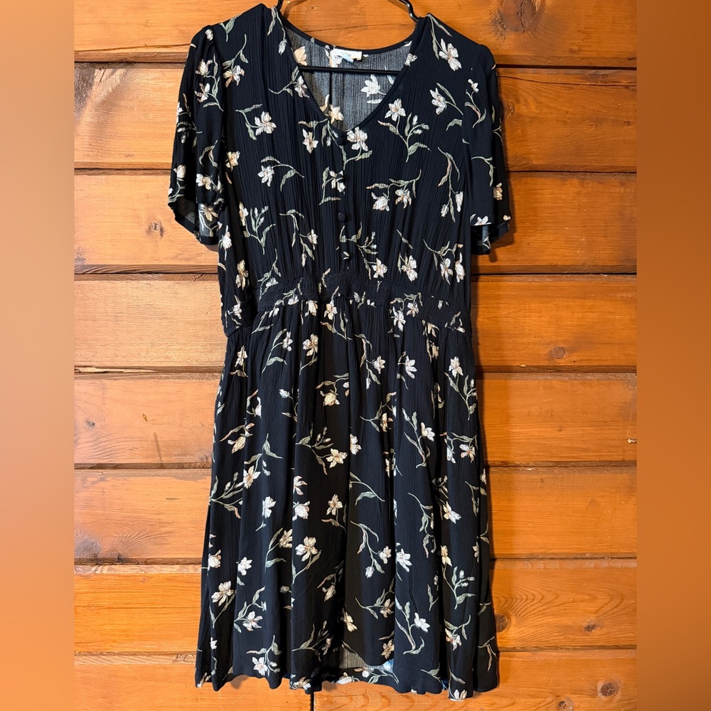 Floral V-Neck Black Midi Dress